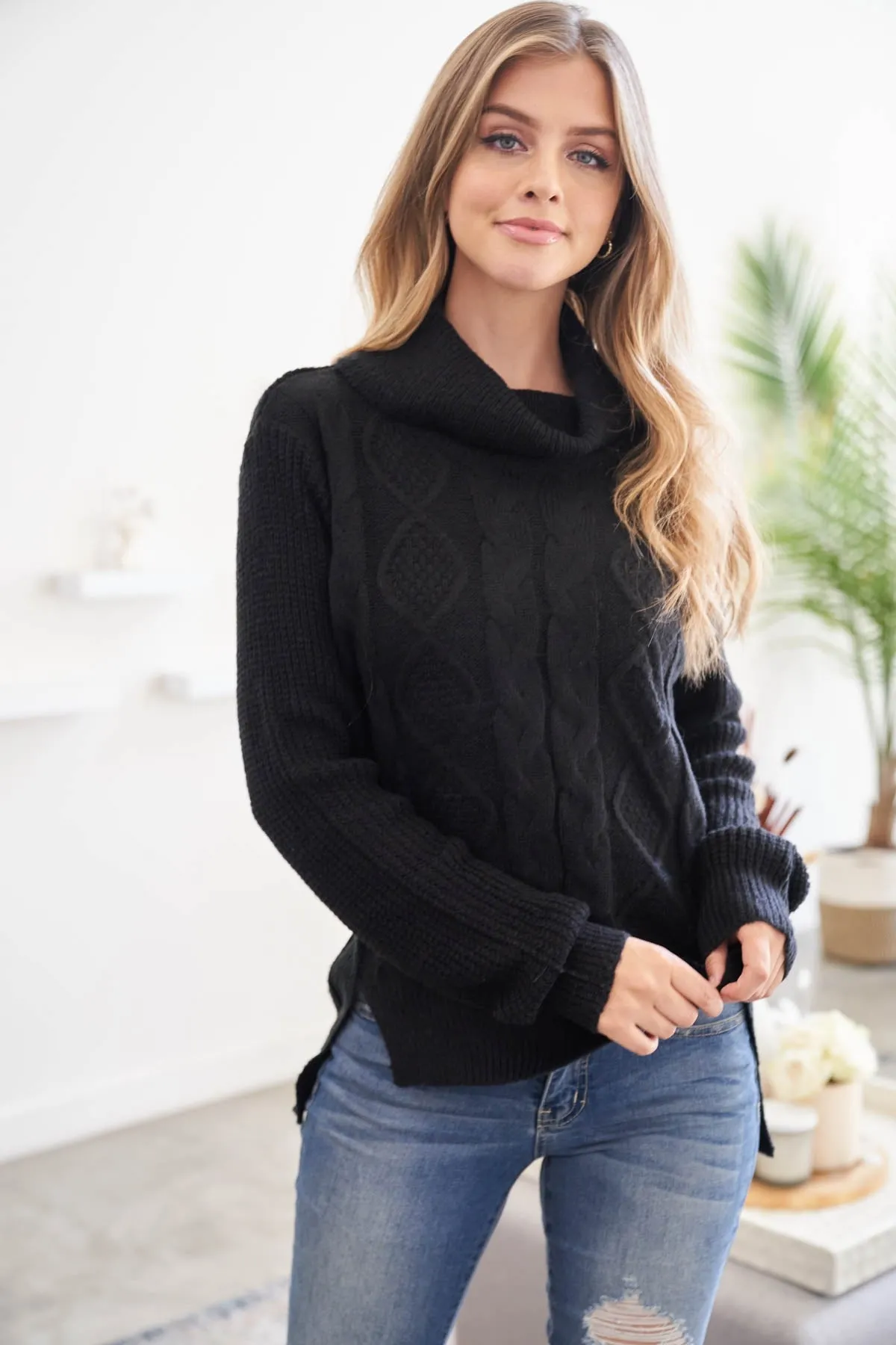 BLACK LONG RAGLAN CUFFED SLEEVE COWL NECK WITH DETAILED FRONT KNIT SWEATER