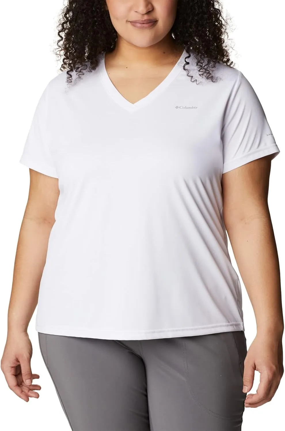 Columbia Women's Hike Short Sleeve V Neck