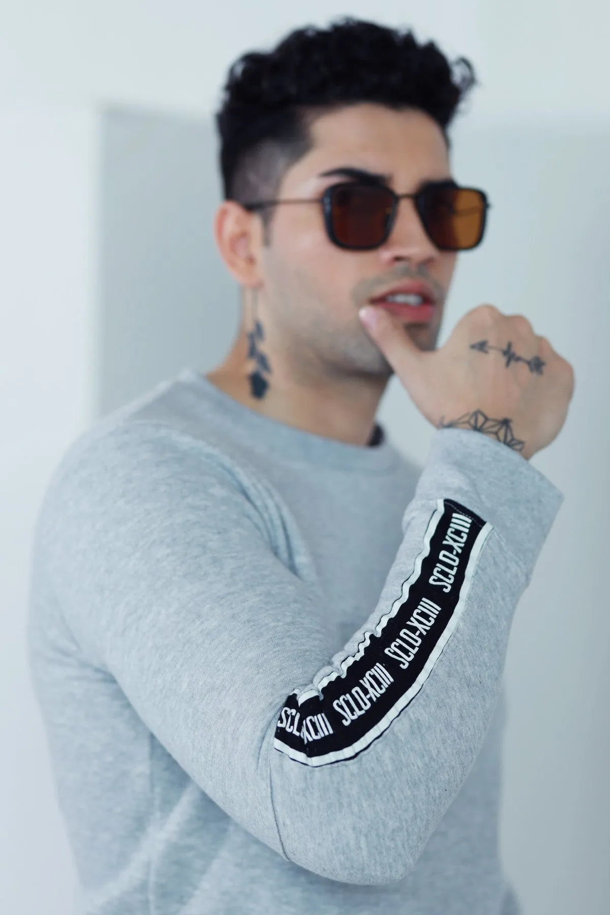 Grey Graphic Sweatshirt - W21 - MSW019R