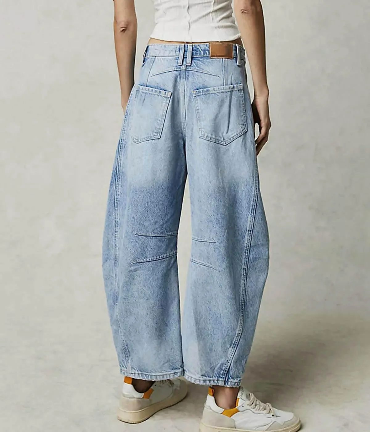 HOTIAN Barrel Jeans Women Wide Leg Mid Rise Barrel Denim Pants Vintage Horseshoe Jeans Pockets