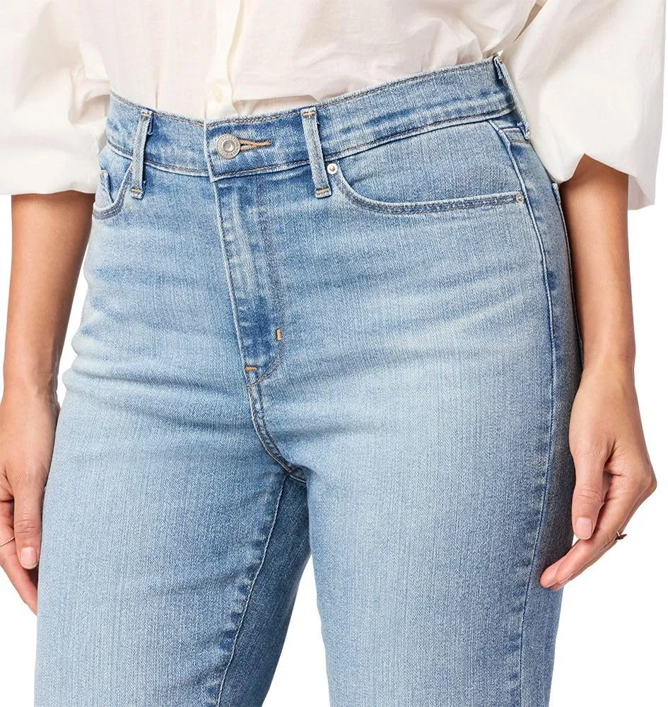 Levi Strauss Signature Gold Women's High-Rise Straight (Standard and Plus)