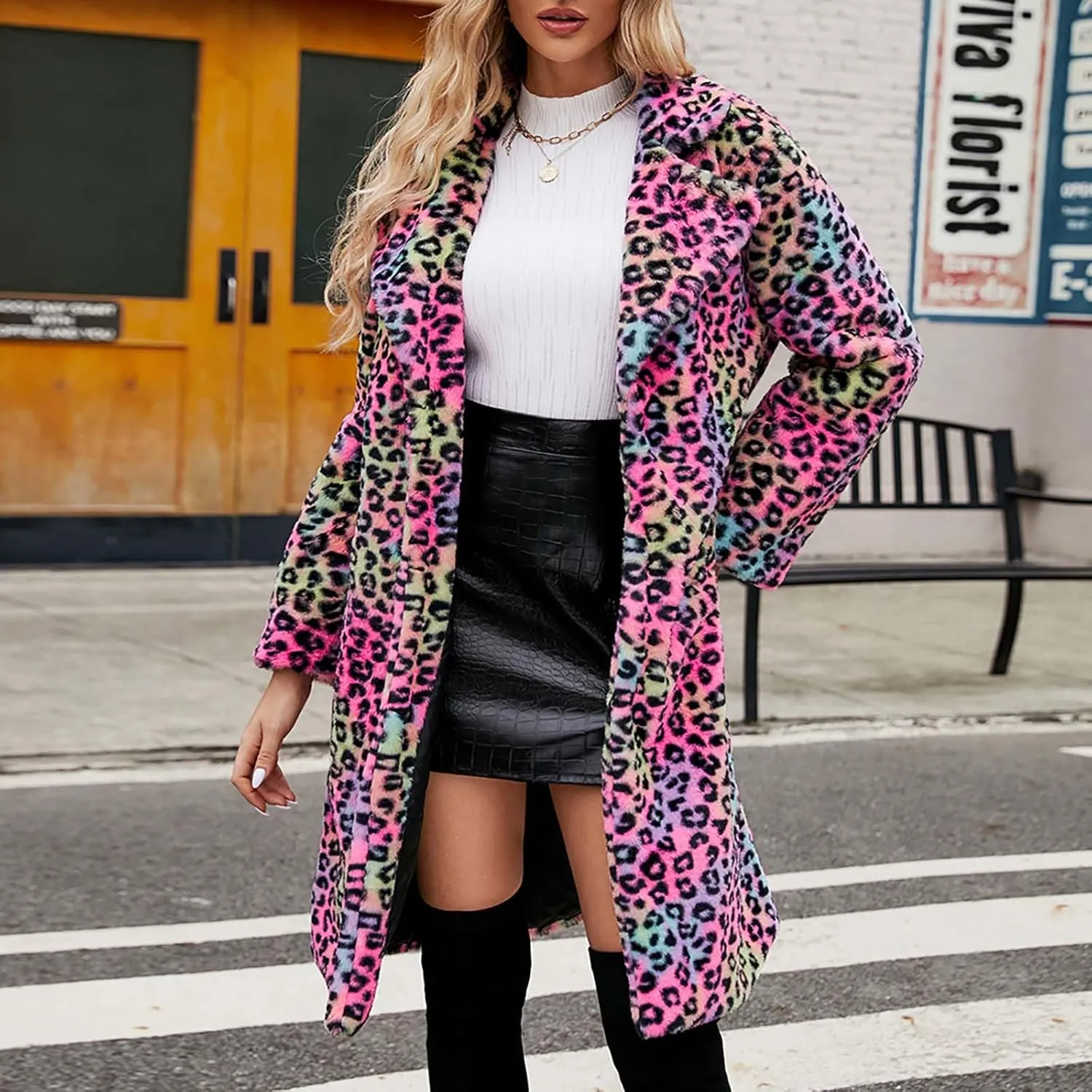 Lmdudan Womens 2024 Winter Faux Fur Coat Leopard Print Fleece Long Jacket Retro Lapel Warm Overcoat Plus Size Trench Coats