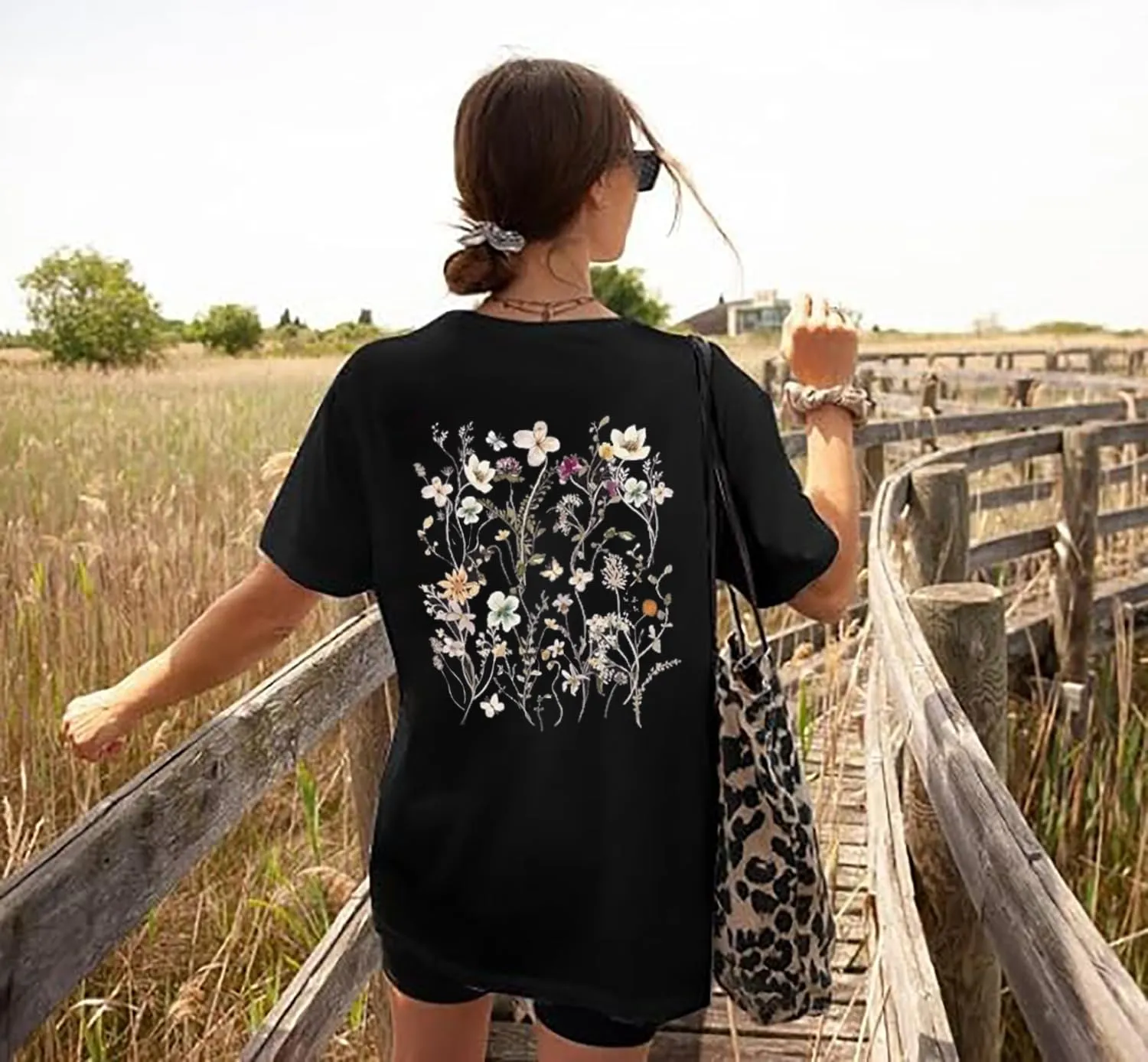 Vintage Flowers Tshirt Women Boho Distressed Wildflowers Graphic Tee Casual Short Sleeve Nature Shirts Tops