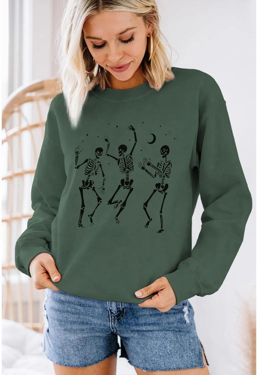 Women's Halloween Dancing Skeleton Sweatshirts Spooky Season Horror Skull Printed Pullover Shirt Oversized Tee Top