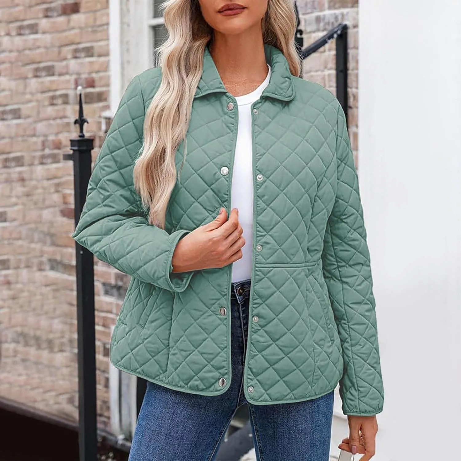 Womens Quilted Jackets Lightweight Casual Long Sleeve Button Down Lapel Puffer Coat Fall Winter Solid Color Warm Top